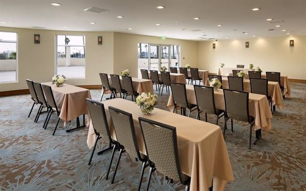 The Redondo Beach Hotel