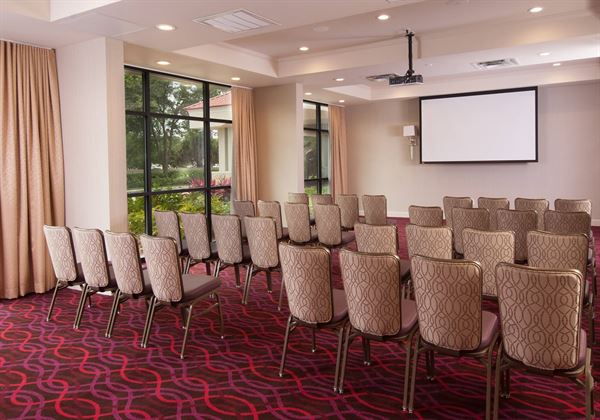 Delta Hotels Orlando Lake Buena Vista