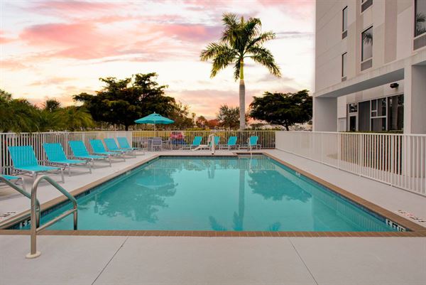 Hampton Inn & Suites Sarasota/Bradenton-Airport