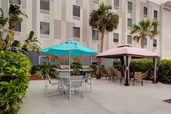 Hampton Inn & Suites Sarasota/Bradenton-Airport