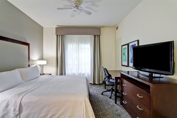 Homewood Suites by Hilton Newark-Cranford