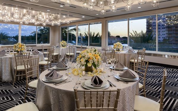 Shooters Waterfront Restaurant