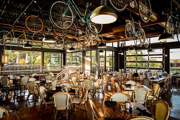 Café Hollander Hilldale