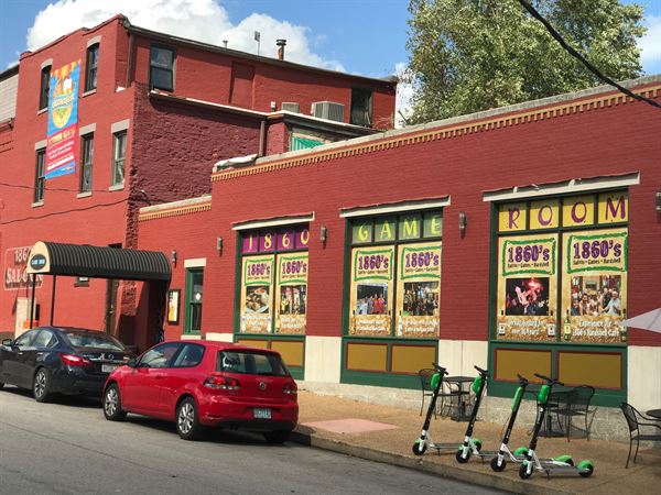 1860 Saloon, Game Room & Hardshell Cafe