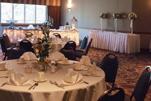 Redbud/Dogwood/Magnolia Room