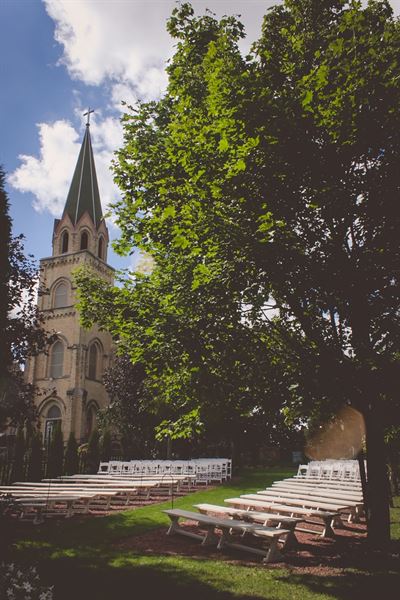 The Gardens Wedding Center