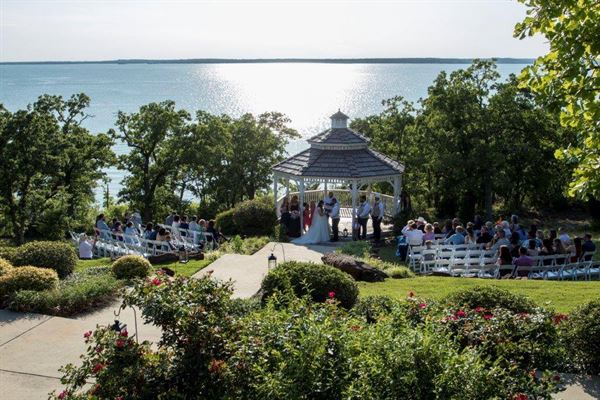 Lone Star Lodge & Marina