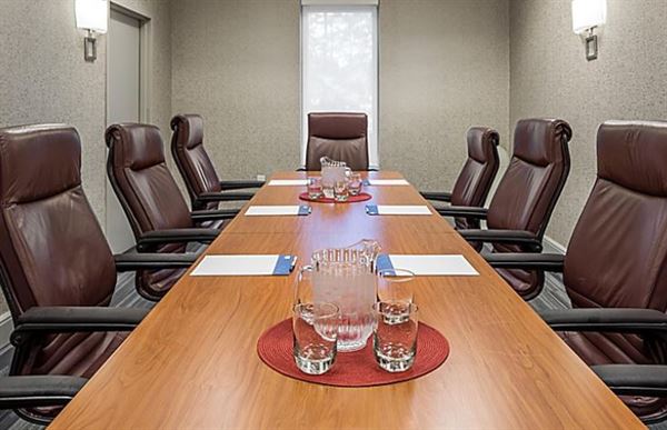 Holiday Inn Express Atlanta Airport-College Park