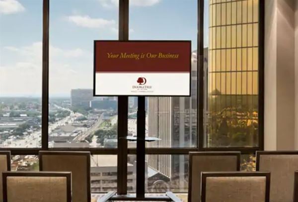 DoubleTree by Hilton Hotel Dallas - Campbell Centre