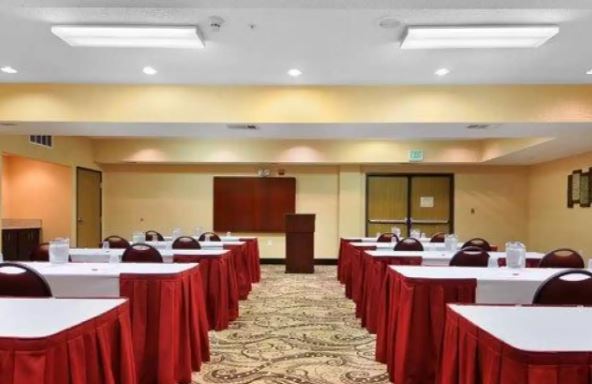 Comfort Suites DFW Airport