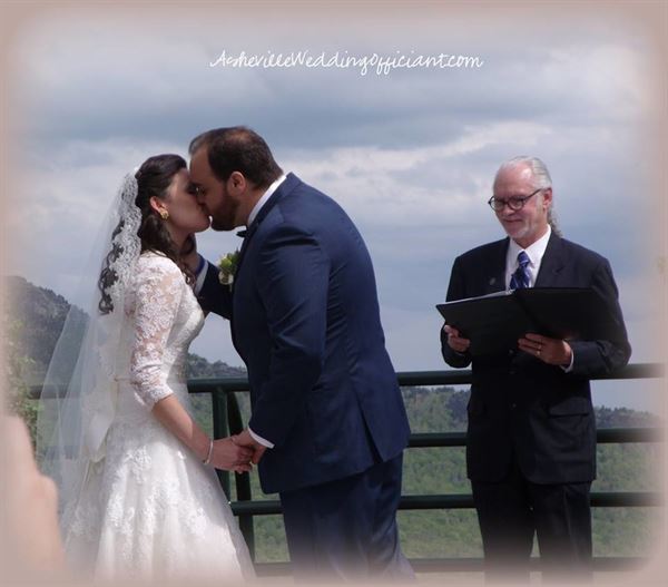 AshevilleWeddingOfficiant.com