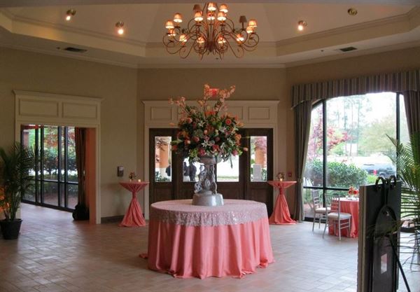 Pinecrest Country Club