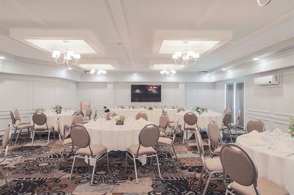 Prestige Beach House Kelowna