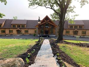 Lydia Mountain Lodge