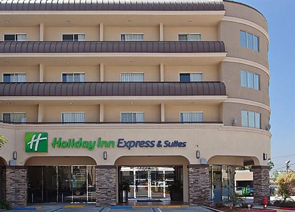Holiday Inn Express & Suites Pasadena-Colorado Blvd.