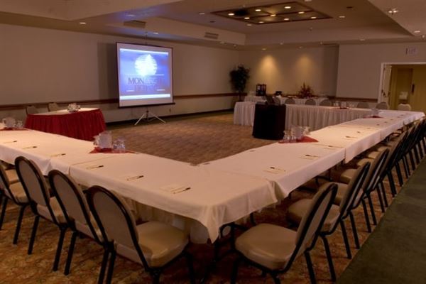 Monarch Hotel & Conference Center