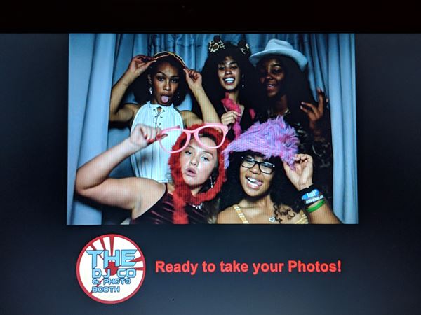 Thomas Hinds Entertainment - DJ/MC, Photo Booth, & Lighting