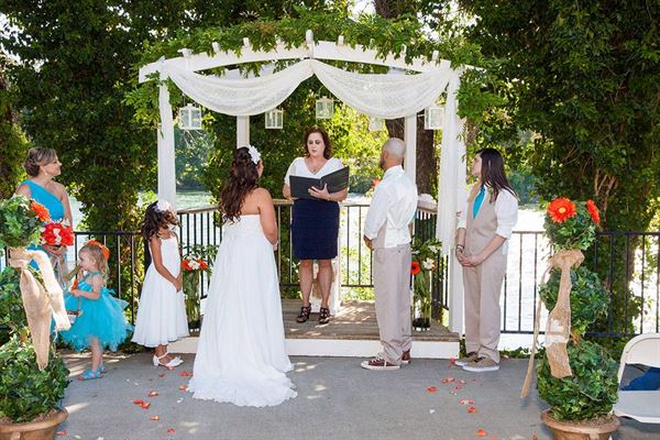 Riverview Wedding and Event Center