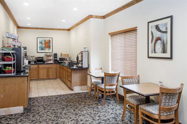 Hawthorn Suites By Wyndham Decatur