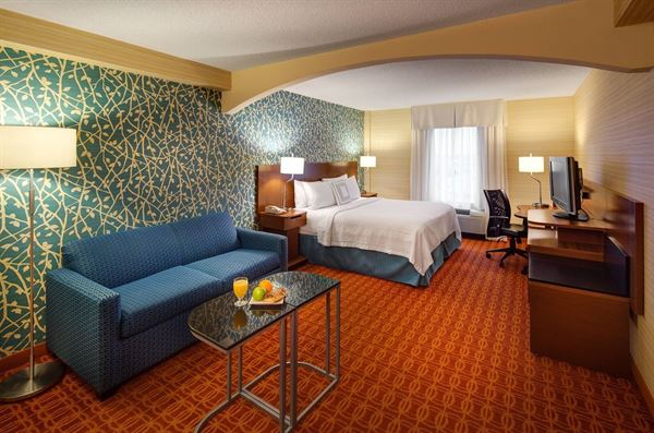 Fairfield Inn & Suites by Marriott Toronto Airport