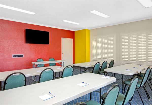 The Baymont Inn & Suites - LAX/Lawndale