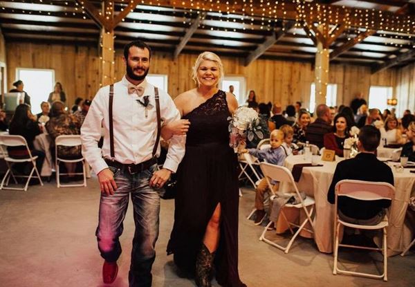 Acorn Ridge Reception Barn