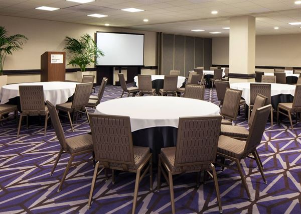 Sheraton Los Angeles Downtown Hotel