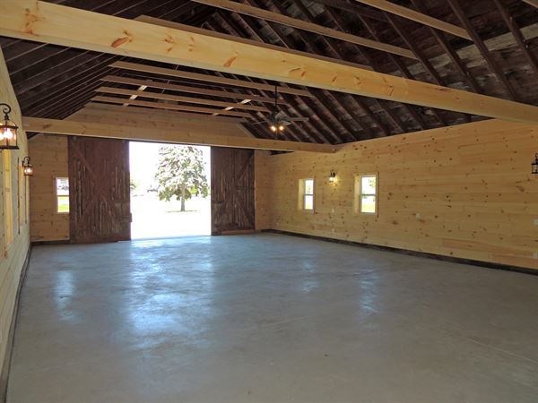 Angel Rock Waterfront Cottages & Vacation Homes