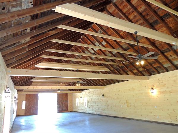 Angel Rock Waterfront Cottages & Vacation Homes