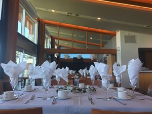 Departure Bay Lounge