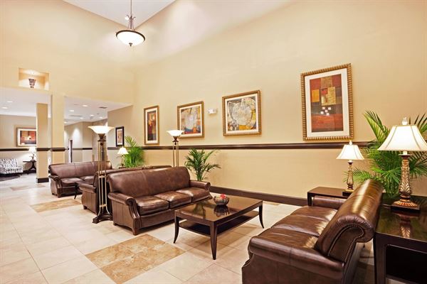 Holiday Inn Hotel & Suites Beaufort at Highway 21