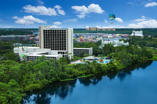 Wyndham Lake Buena Vista in the Walt Disney World Resort