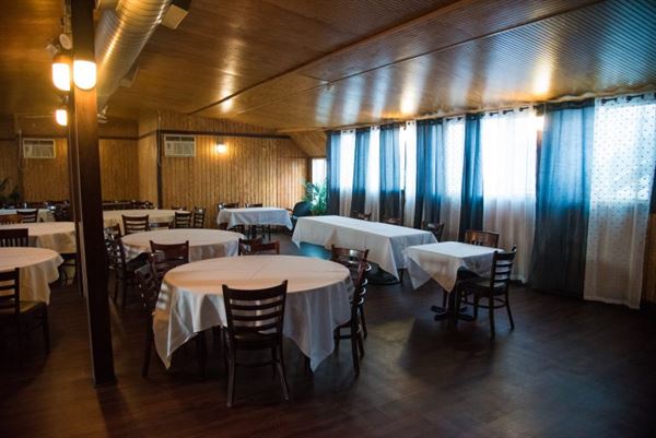 Rhino Lounge & Restaurant