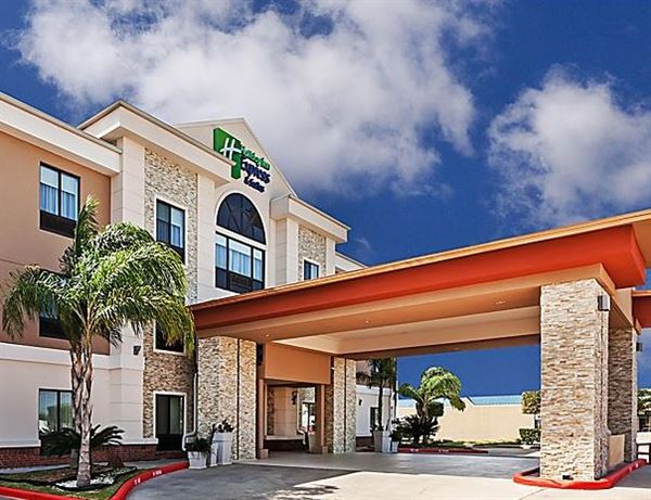 Holiday Inn Express & Suites Houston East
