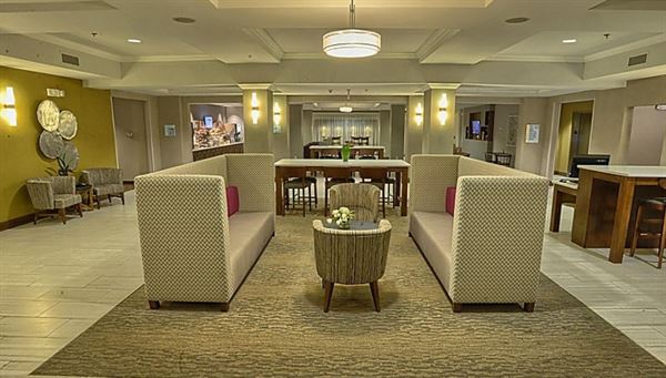 Holiday Inn Express & Suites Pell City