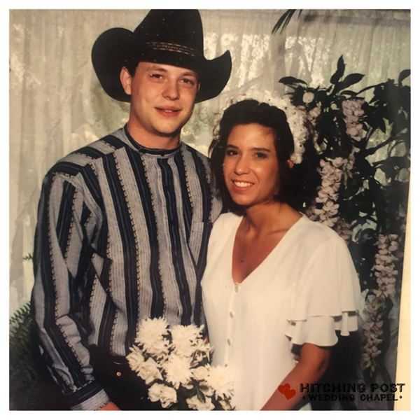 The Hitching Post Lakeside Chapel