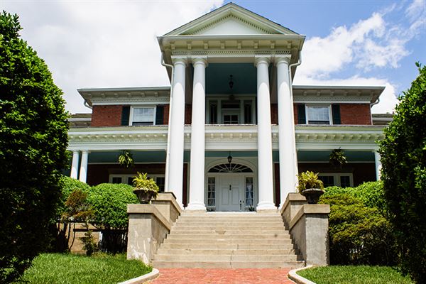 Hillcrest Mansion Inn