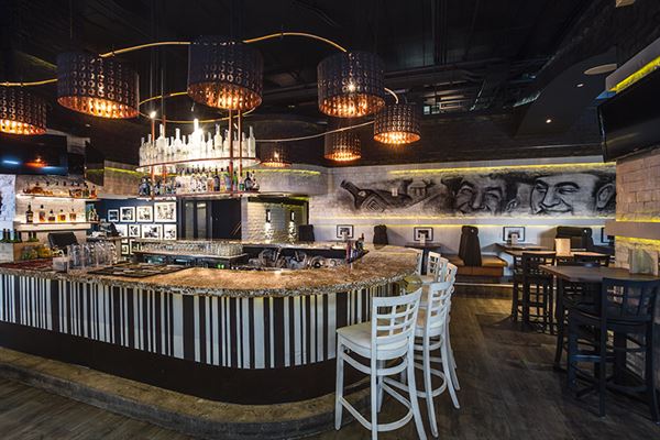 Bacchus 14th Karaoke & Bar