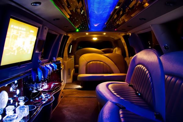 Destiny Limousine Ltd