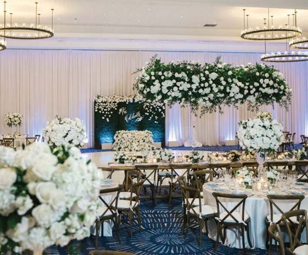 Waterfront Beach Resort, a Hilton Hotel