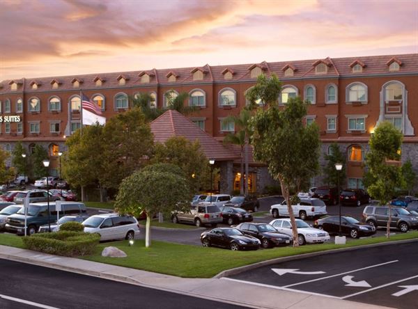 Ayres Suites - Yorba Linda