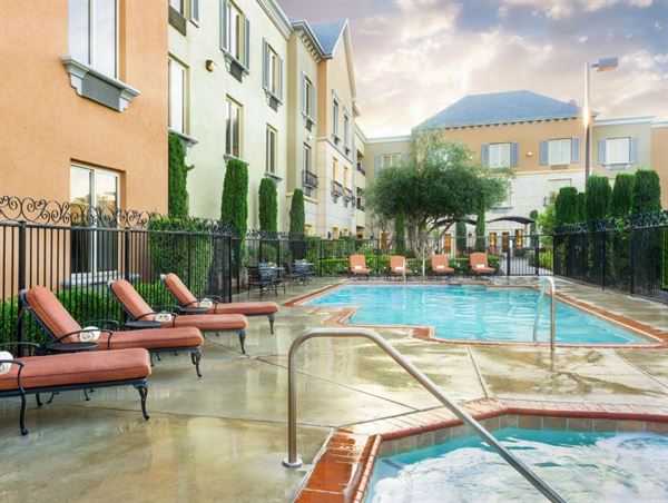 Ayres Hotel - Seal Beach