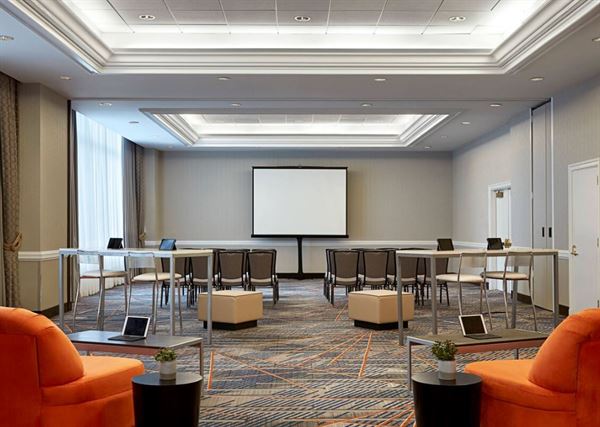 New York Marriott at the Brooklyn Bridge