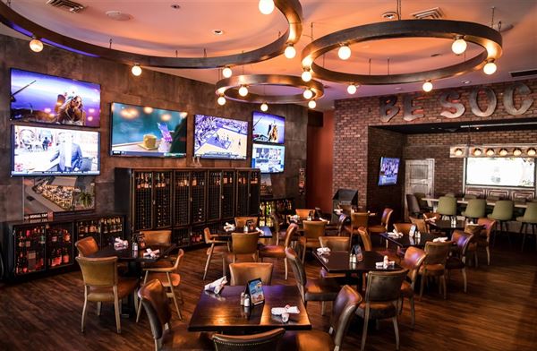 Social Tap Eatery Scottsdale