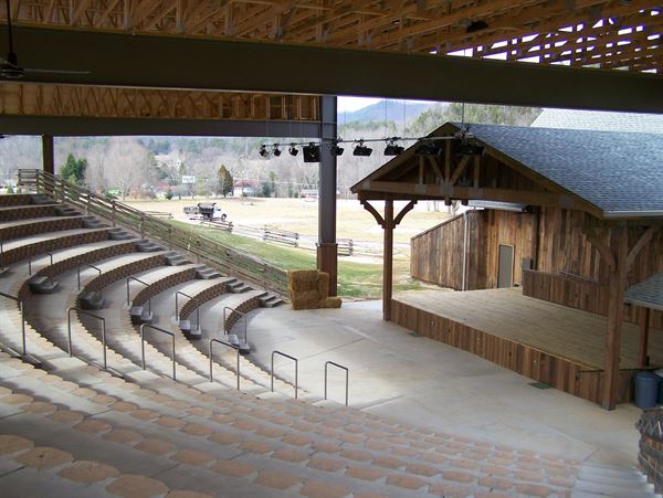 Great Smoky Mountain Heritage Center