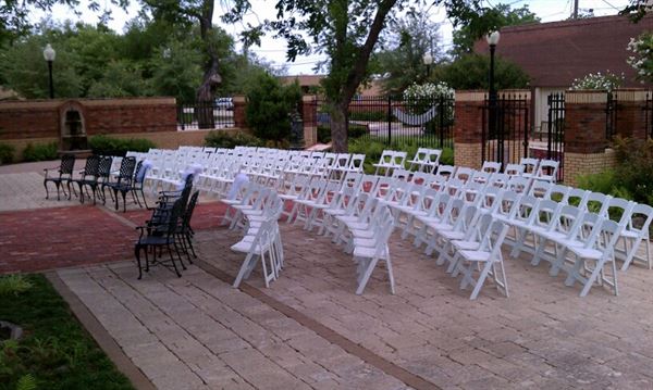 Connellee Hotel & Civic Center