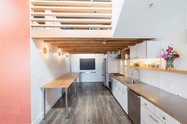 Santa Monica Boutique Event & Meeting Loft