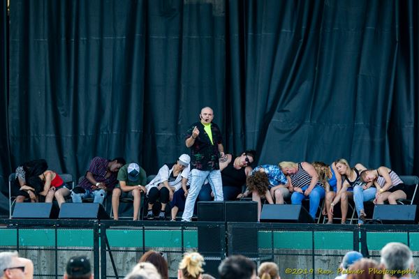 Gavin Hooper  Comedy Hypnotist