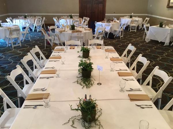 Eagle's Bluff Country Club