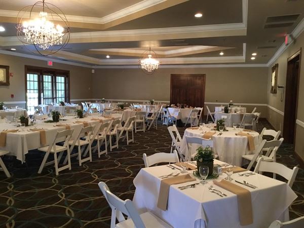 Eagle's Bluff Country Club